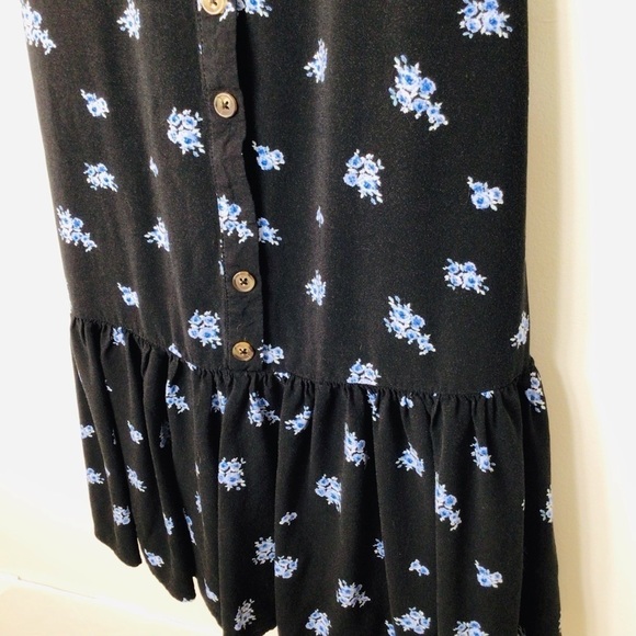 Forever 21 black floral maxi small ruffle - Picture 3 of 10